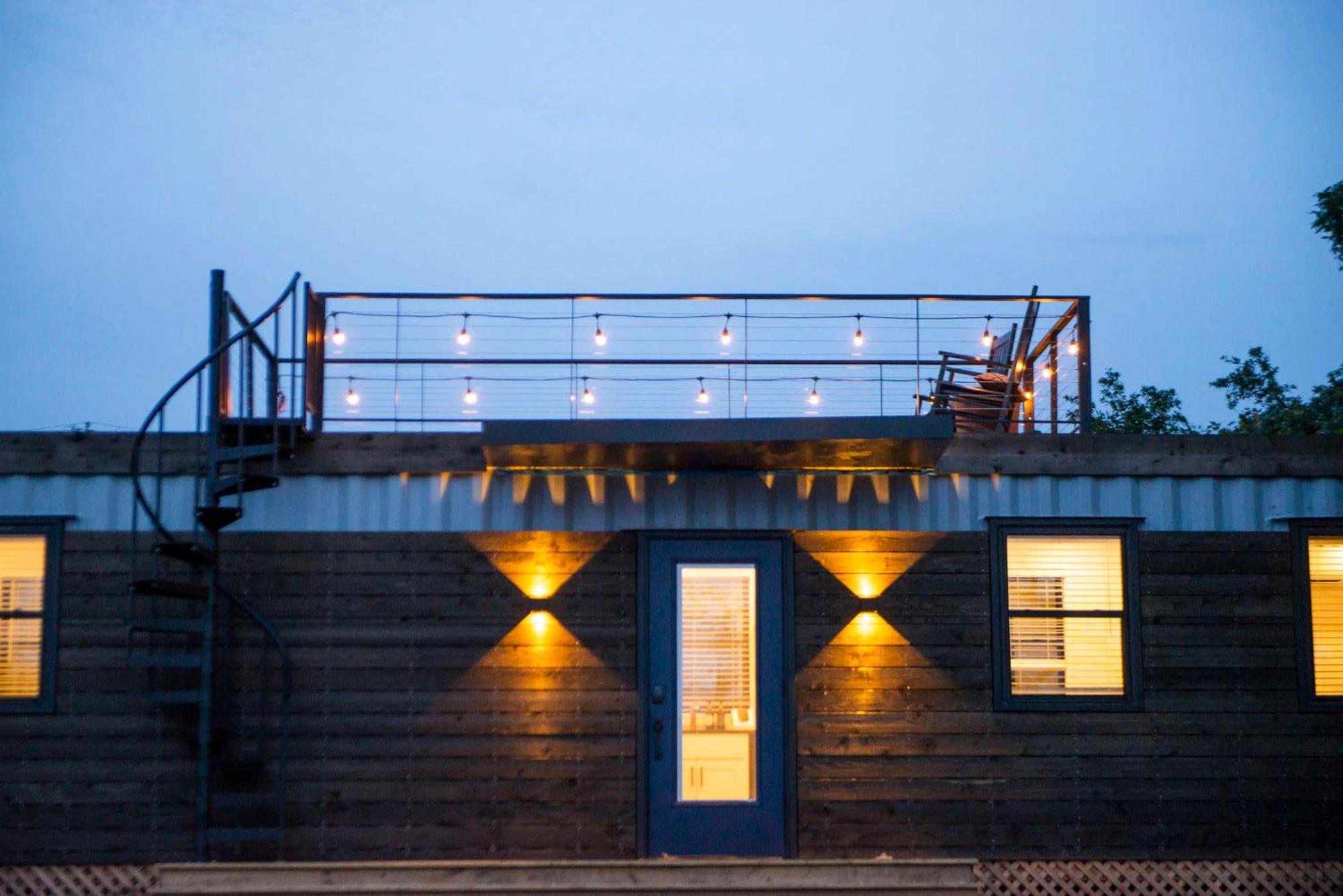 The Woods- Container Tiny House 12 Min To Magnolia/Baylor/Downtown Villa Bellmead Екстериор снимка